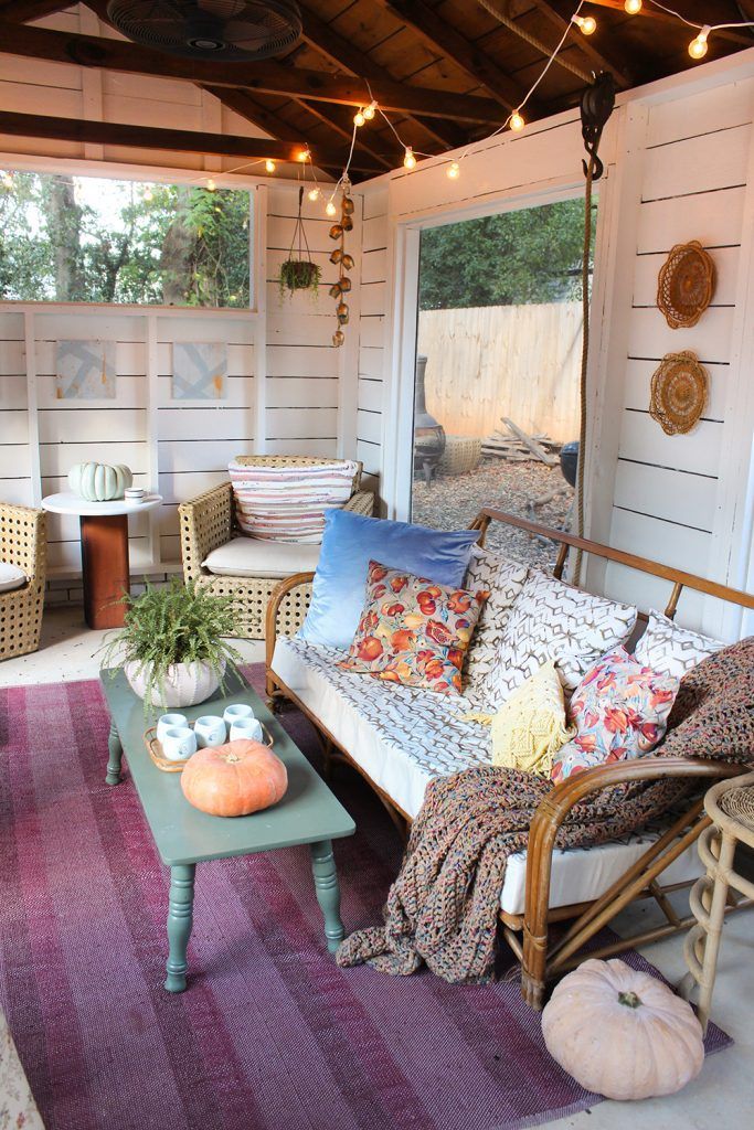 10 Creative Ways to Decorate Your Screened-In Porch