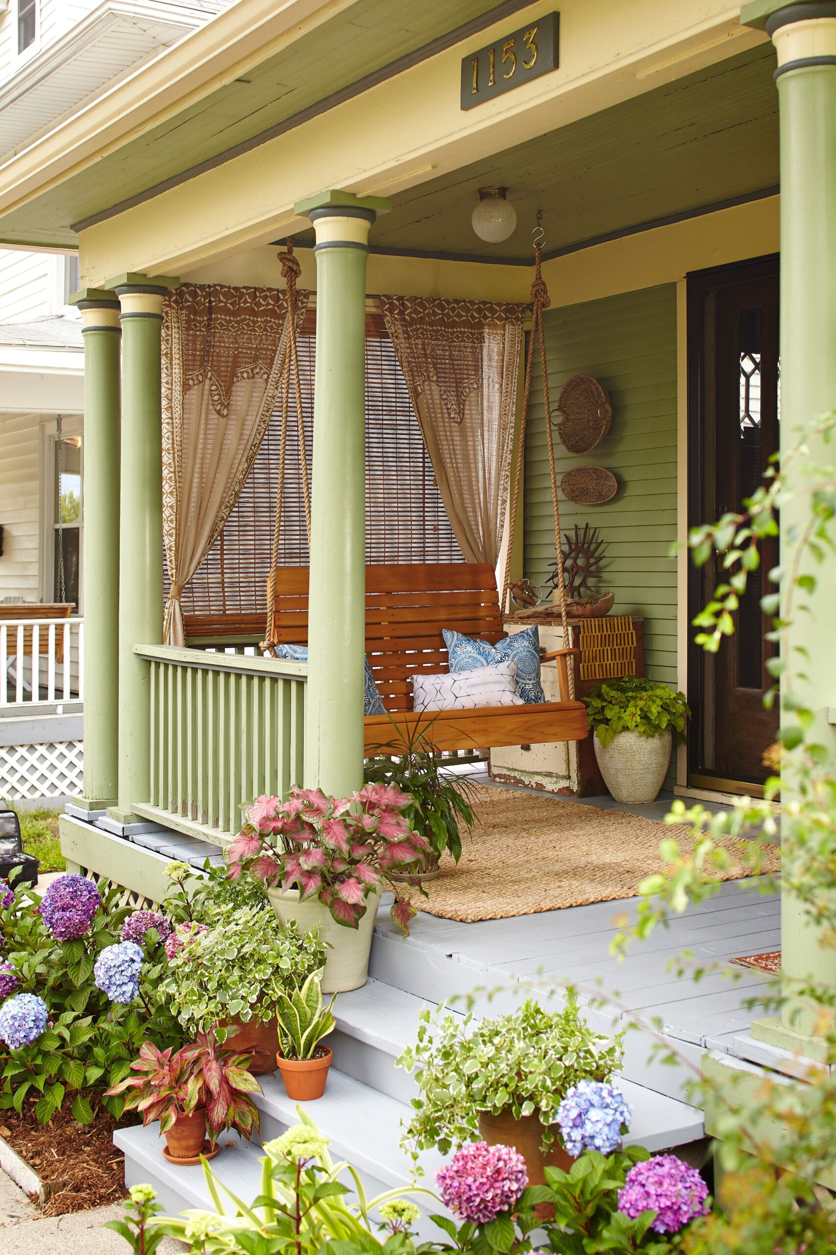 Creative Ways to Enhance Your Outdoor
Living Space