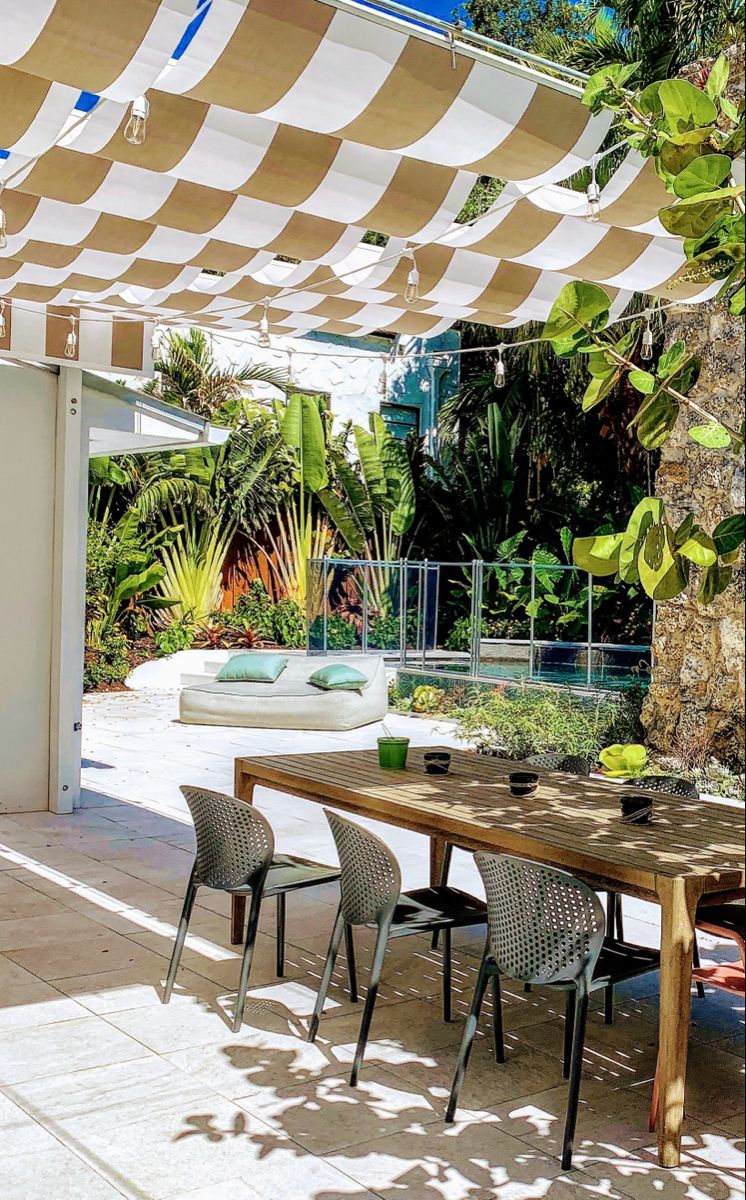 Enhance Your Outdoor Space with a Stylish Pergola Canopy