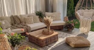 outdoor patio furniture