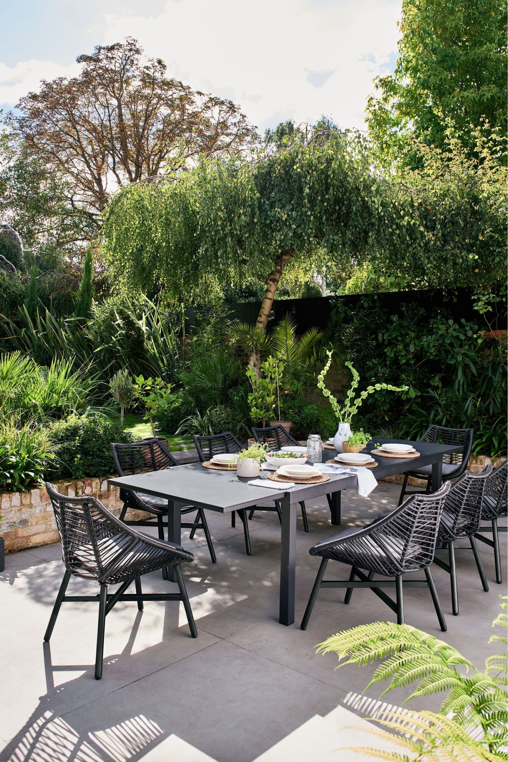 The Latest Trends in Modern Garden Furniture