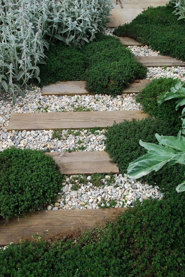 Exploring the Beauty of Garden Paths and Walkways