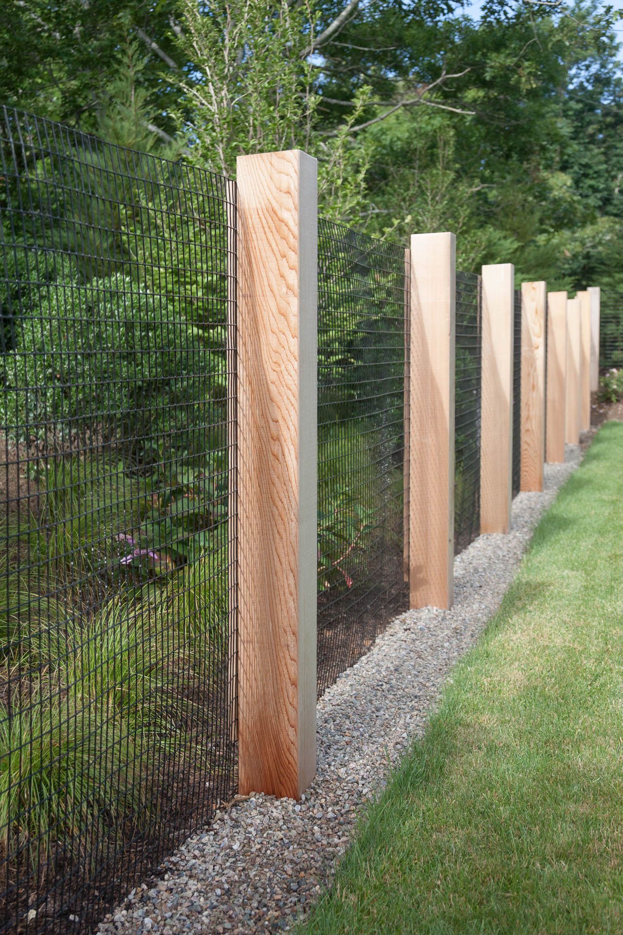 Enhancing Your Outdoor Space with a Beautiful Garden Fence