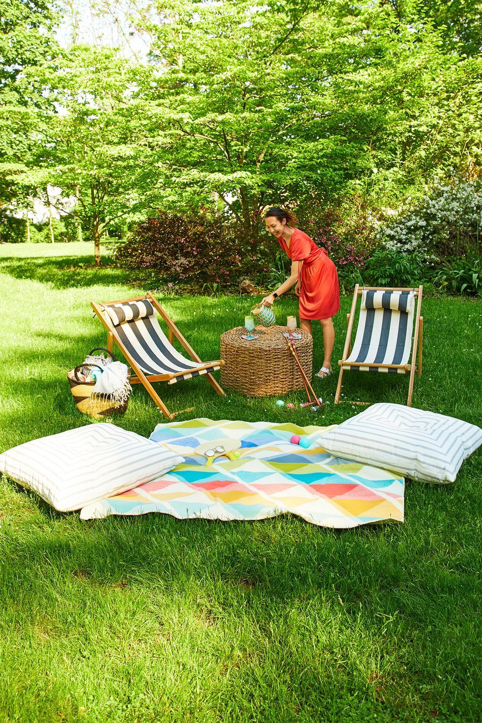 Enhance Your Outdoor Space with Stylish Lawn Furniture