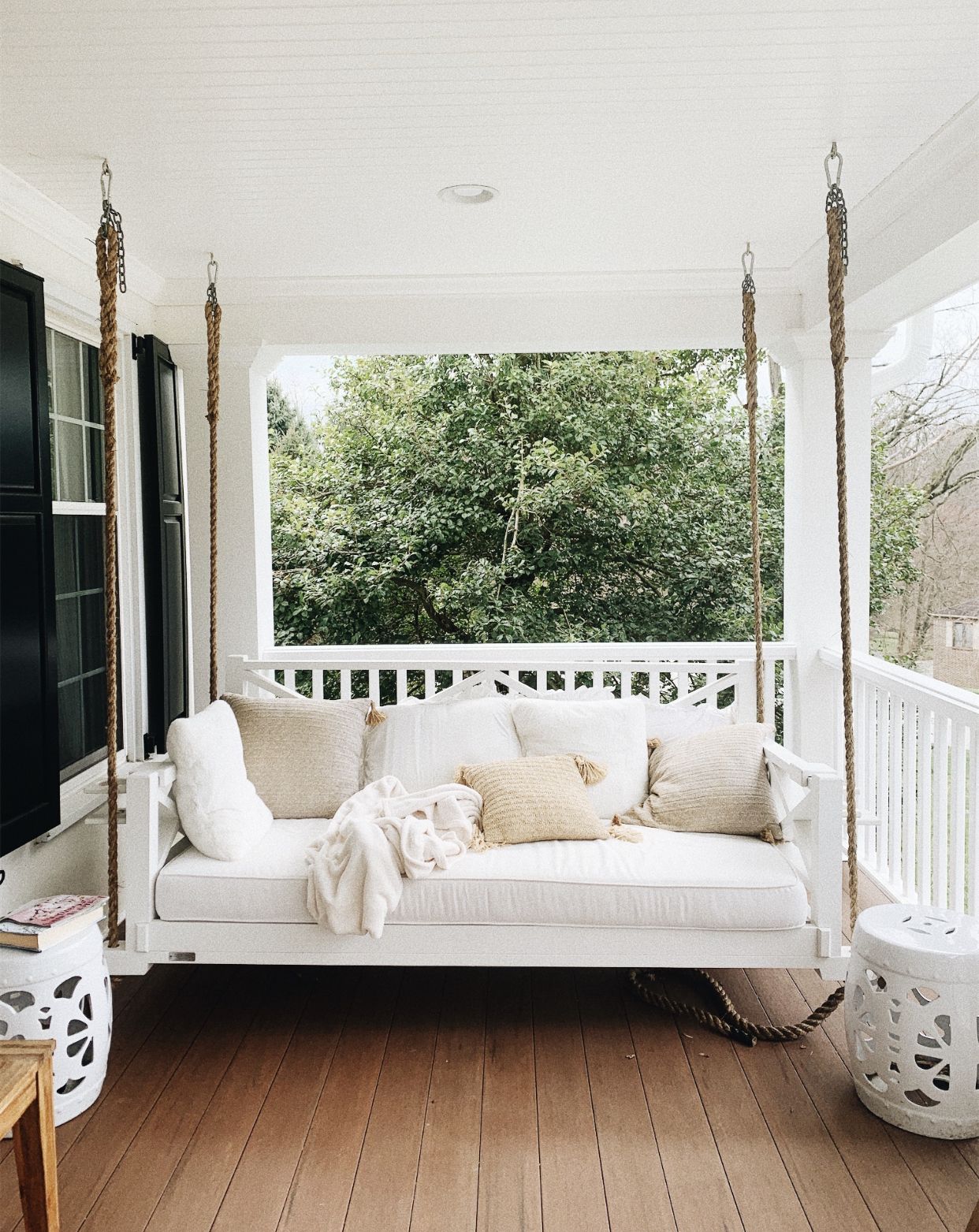 The Charm of Porch Swings: A Timeless Addition to Your Outdoor Space