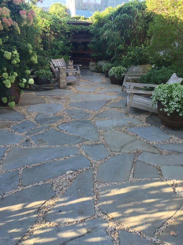 Creating a Stunning Flagstone Patio: Design Tips for Your Outdoor Space