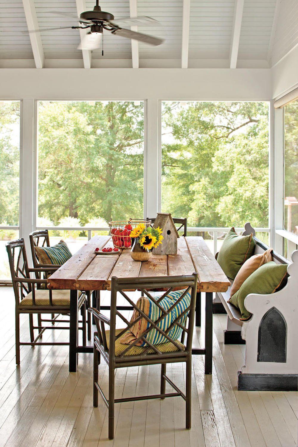 A Guide to Creating a Cozy Screened-in Porch