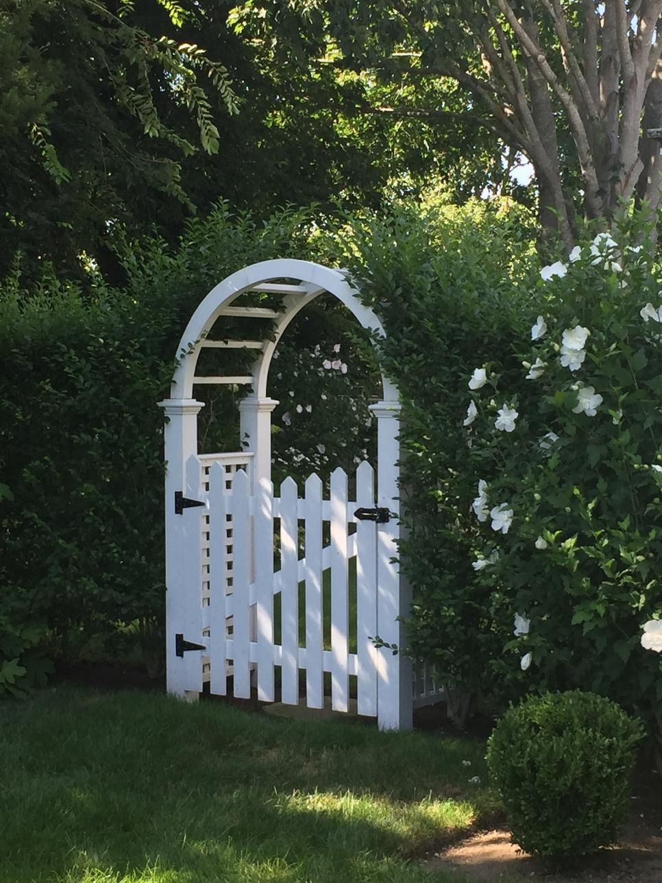 The Importance of Installing a Side Yard Gate