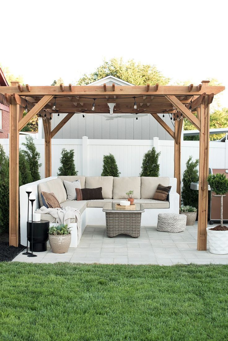 Enhance Your Outdoor Space with a Stunning Garden Pergola