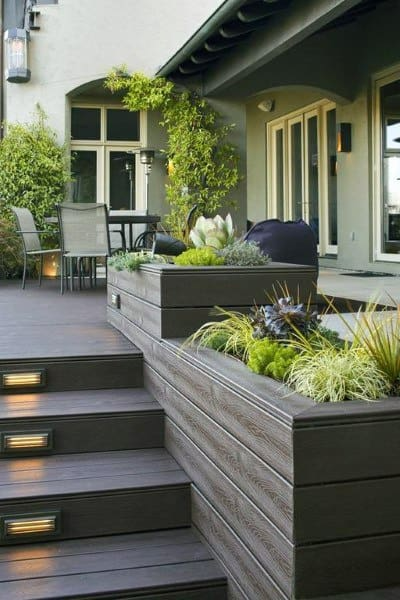 The Benefits of Composite Decking for Your Outdoor Space