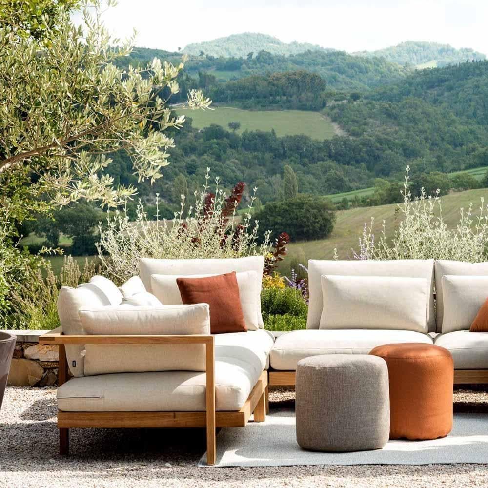 The Ultimate Guide to Creating a Relaxing Outdoor Lounge