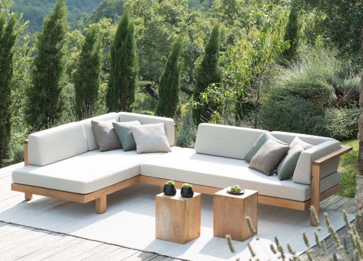 The Evolution of Modern Garden Furniture