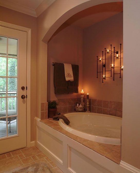 Luxurious Soaking Tubs for Your Garden Retreat