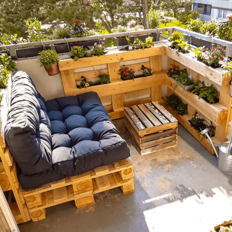 The Ultimate Guide to Choosing the Perfect Patio Couch for Your Outdoor Space