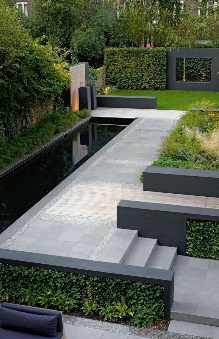 A Contemporary Oasis: The Modern Garden Experience