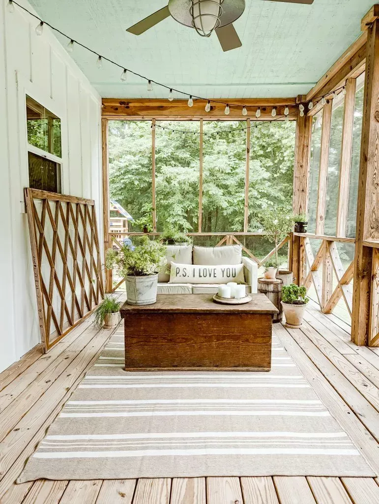 simple screened in porch