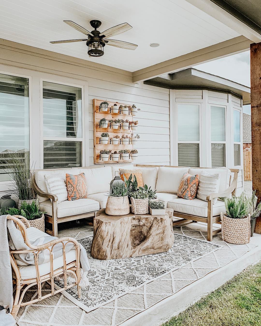 A Guide to Creating the Perfect Outdoor Patio Space