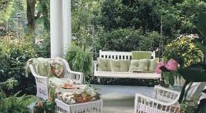 white wicker patio furniture