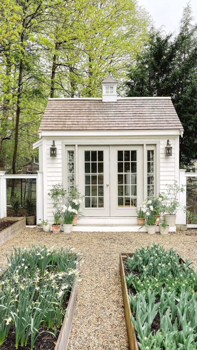 A Look into the Beauty of Garden Rooms