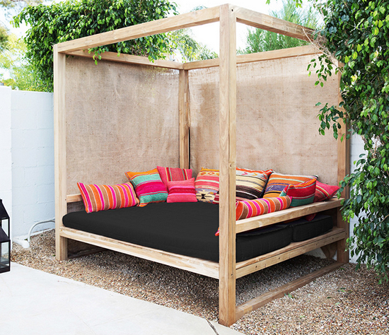 A Tranquil Sleep Under the Open Sky: The Allure of Outdoor Beds