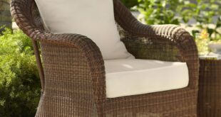 outdoor wicker furniture