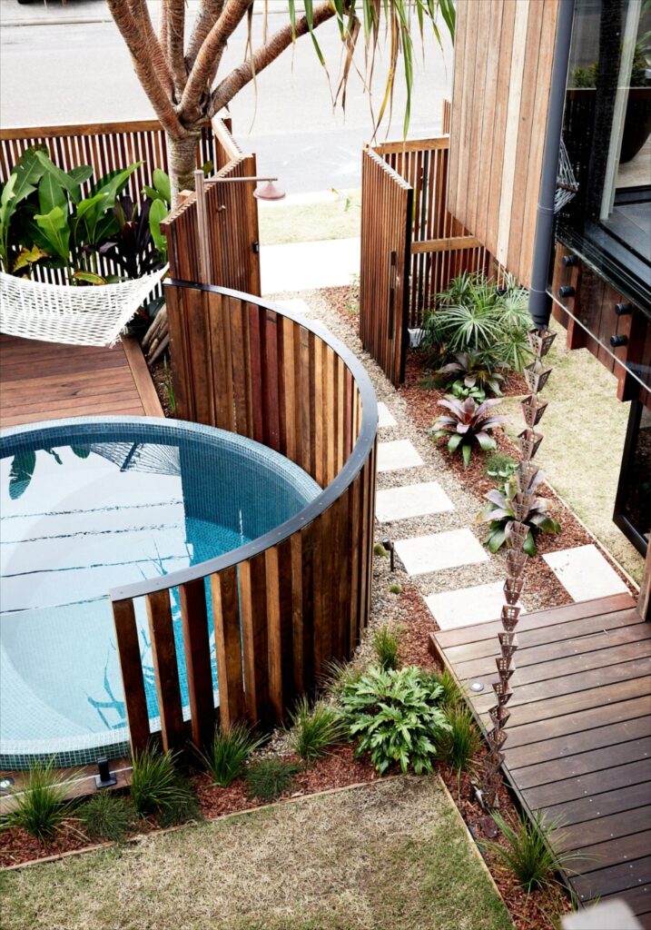 round pool deck ideas