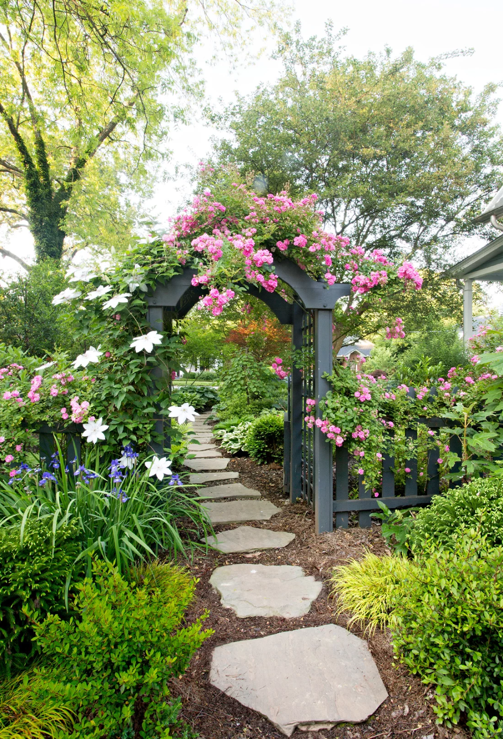 Beautiful Gardens that Lead You on a Journey