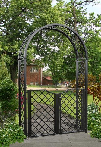 Beautiful Metal Garden Arches: The Perfect Way to Enhance Your Outdoor Space