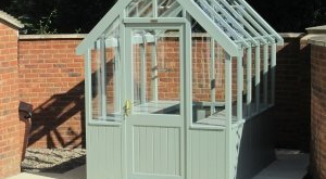 small garden greenhouse ideas