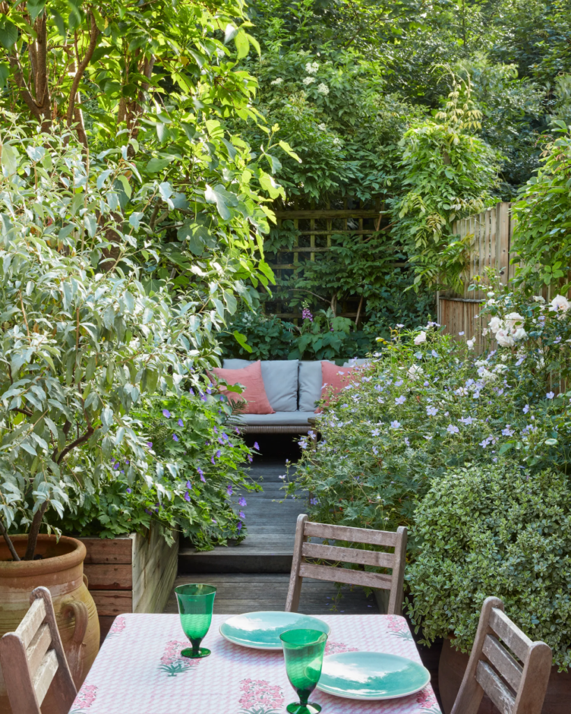 small garden courtyard ideas