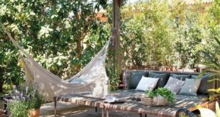 rustic garden furniture