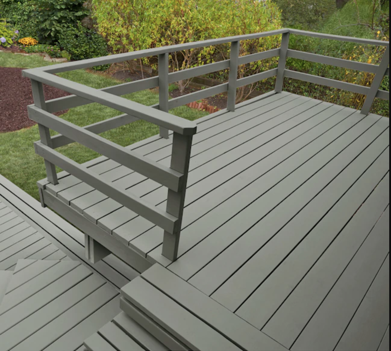 Choosing the right colors for your  outdoor deck