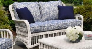 white wicker patio furniture