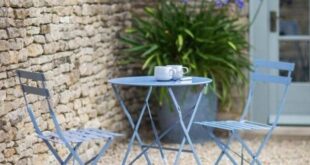 small garden table and chairs