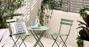 small garden table and chairs