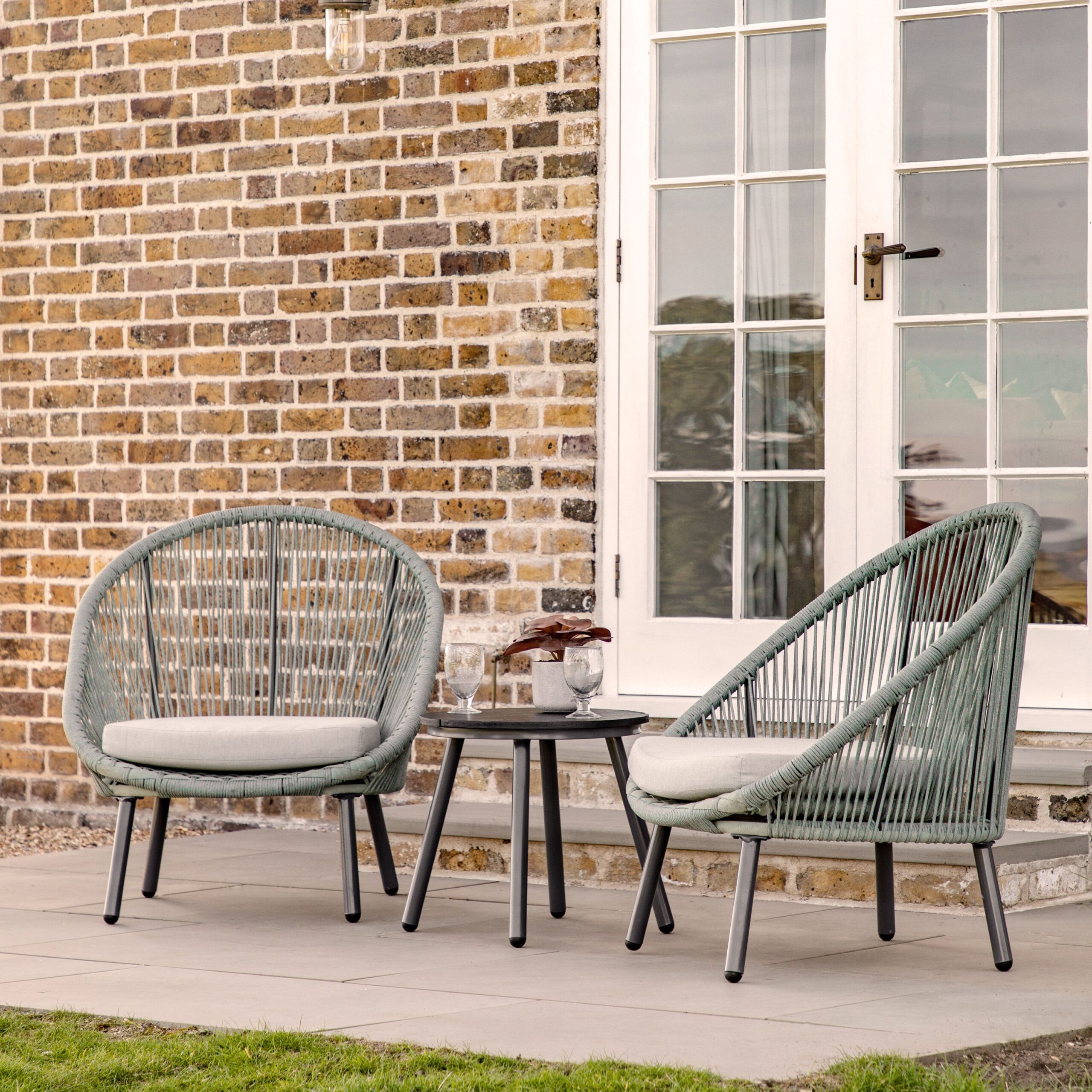 Compact Outdoor Dining Set for Your Petite Garden