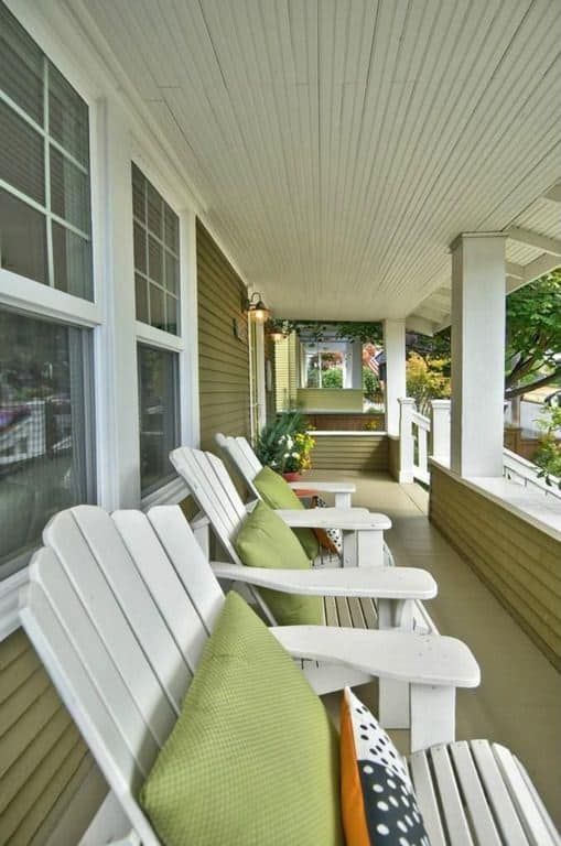 Compact and Charming Front Porch Design Ideas