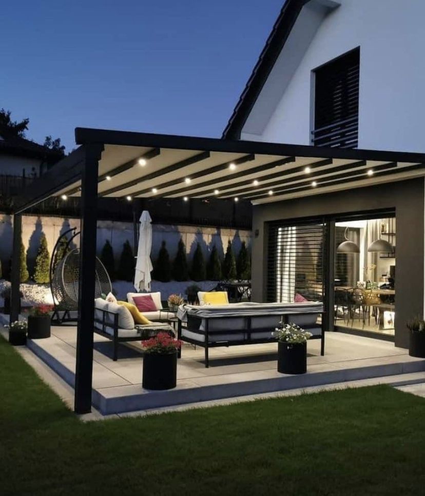 Contemporary Ideas for Stylish Outdoor Living Spaces