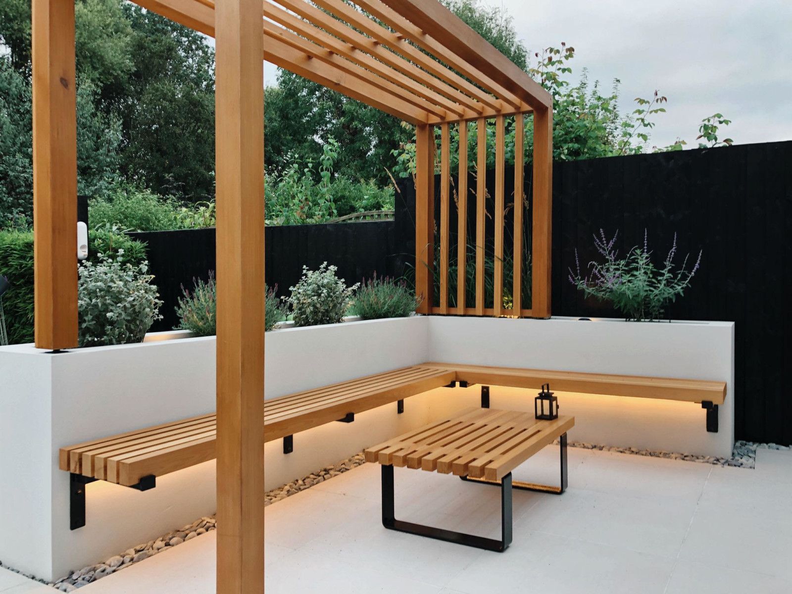 Contemporary and Creative Pergola Designs for Today’s Outdoor Spaces