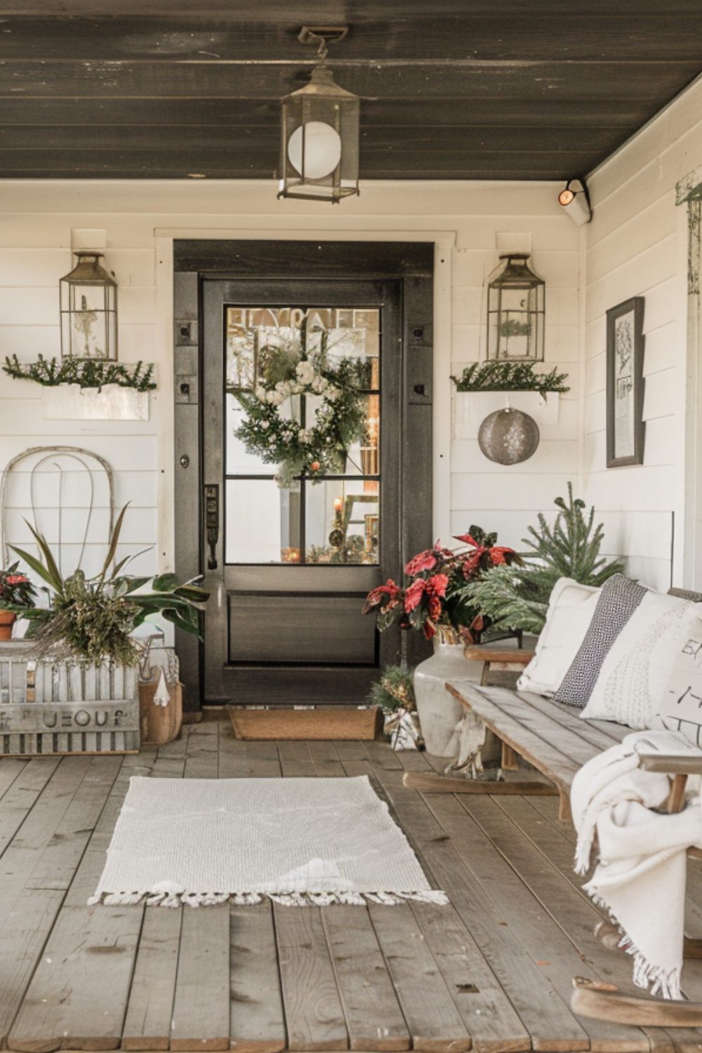 Cozy Front Porch Inspiration: Creative Ideas to Create a Warm Welcome