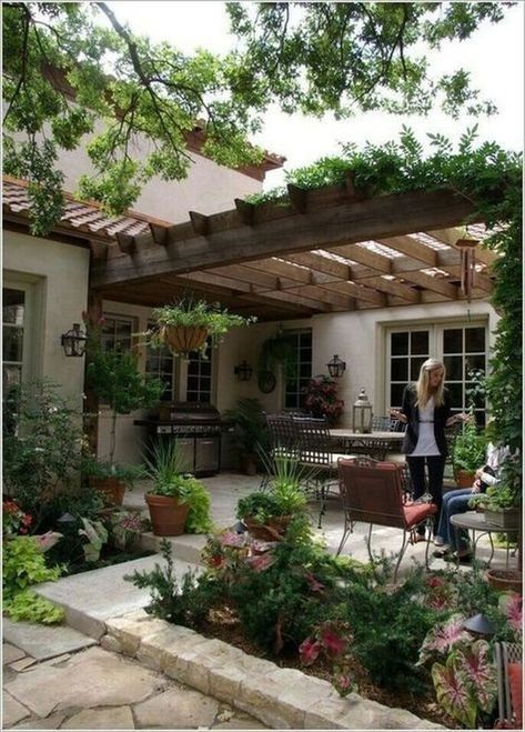 small backyard patio designs