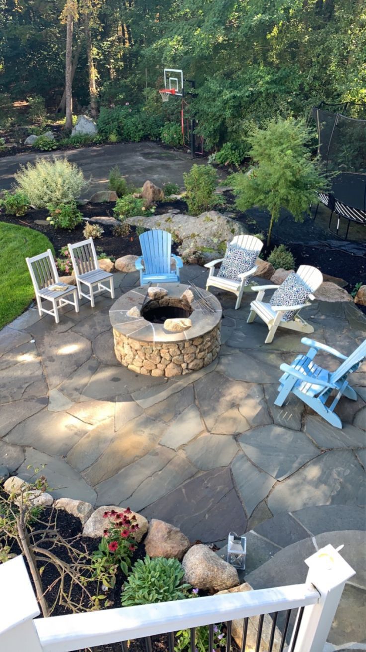 Create a Stunning Flagstone Patio with Timeless Design