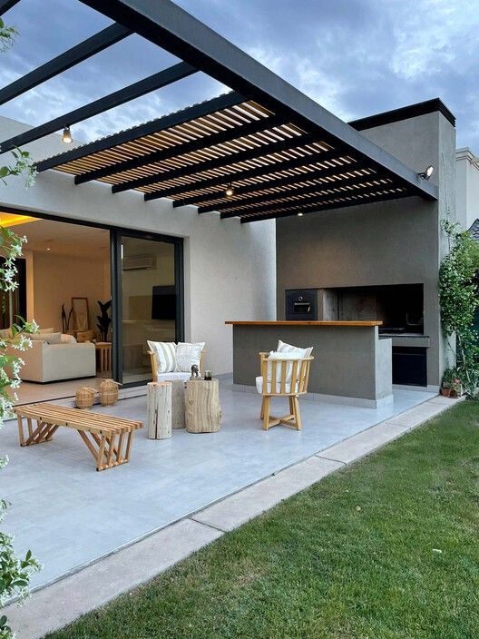 Create a Stunning Outdoor Oasis with These Backyard Design Ideas