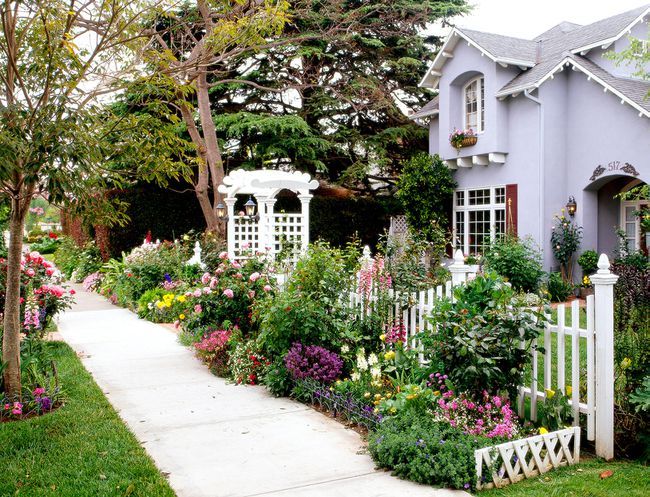 Creating Beautiful Front Yard Landscapes: A Guide to Enhancing Your Outdoor Space