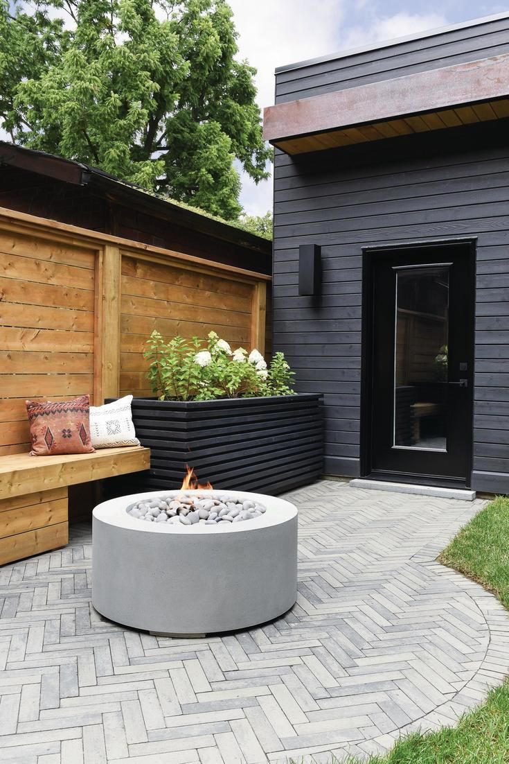 Creating Cozy Outdoor Spaces: Small Backyard Patio Designs to Inspire You