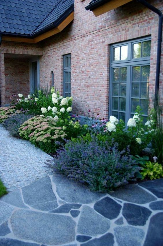 Creating a Beautiful Outdoor Space for Your Home