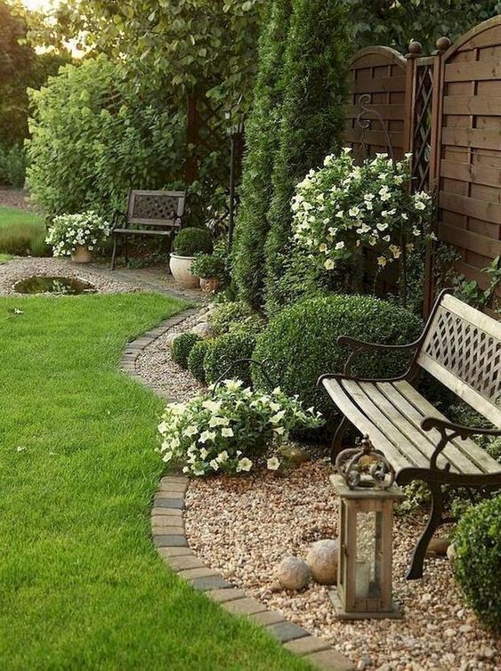 Creating the Perfect Outdoor Sanctuary: Backyard Landscaping Tips for a Stunning Retreat