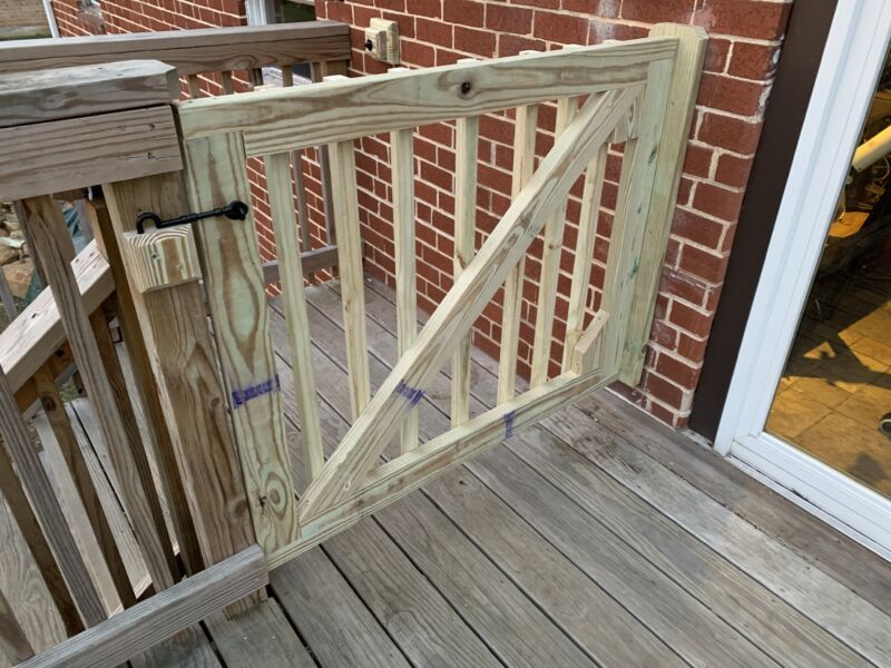 Creating a Functional Deck Gate: A Practical Addition for Your Outdoor Space