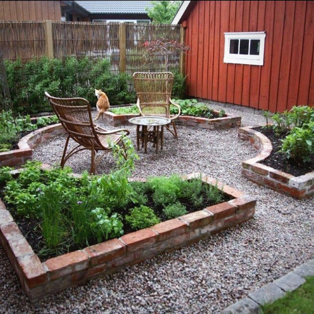 Creating a Harmonious Garden Design Layout