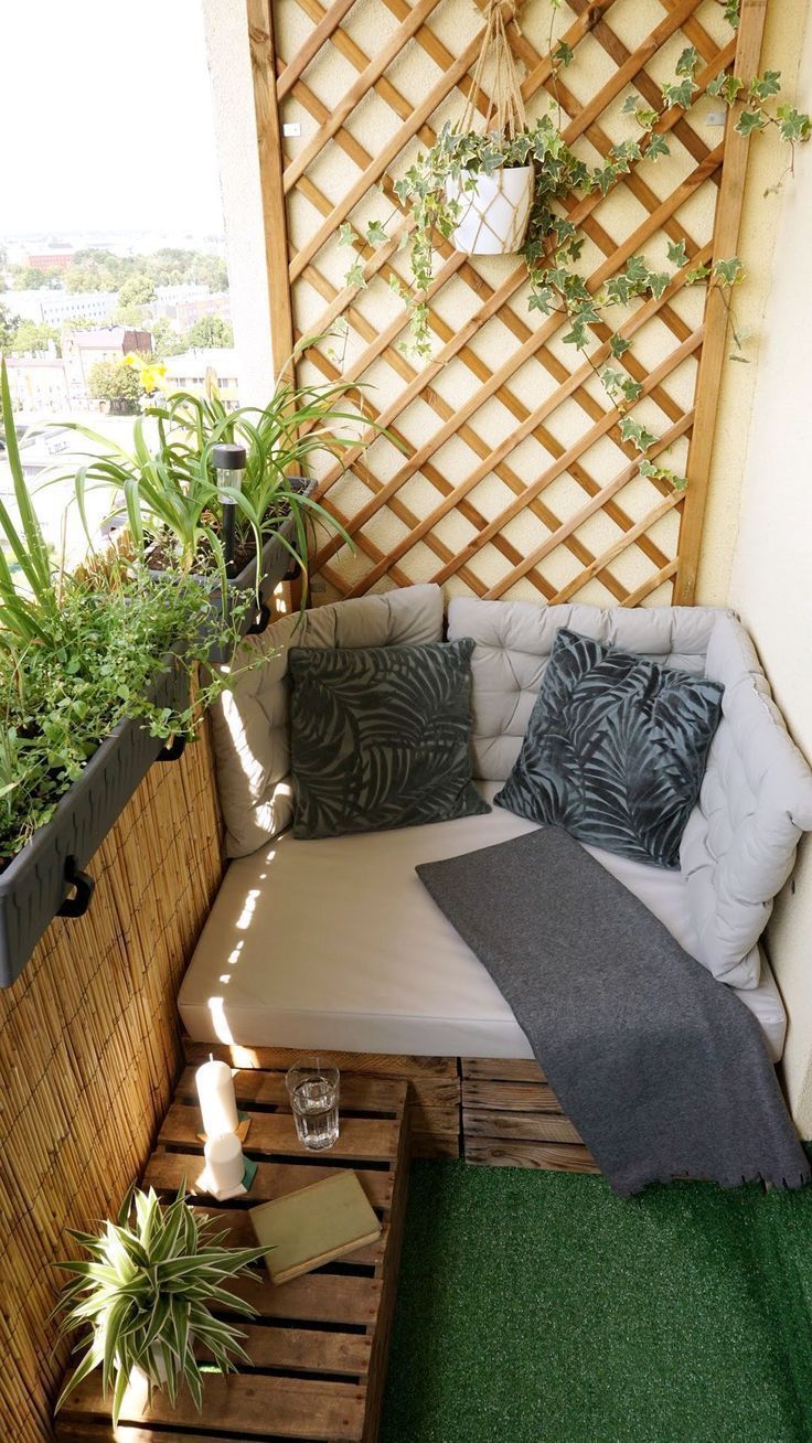 Creating a Lush Oasis on Your Tiny Balcony: Transforming a Small Outdoor Space into a Garden Haven